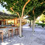 Aparthotel Sunny Garden 3*