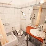 Sunny Garden Aparthotel 3*