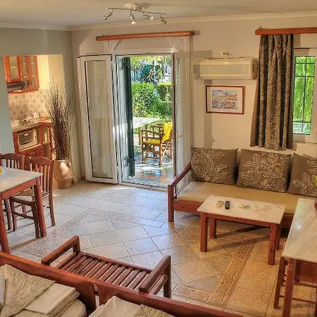 Sunny Garden Aparthotel Epidaurus