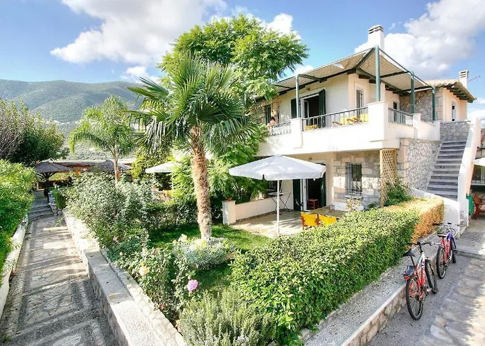 Aparthotel Sunny Garden 3*