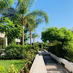 Sunny Garden Lejlighedshotel 3*