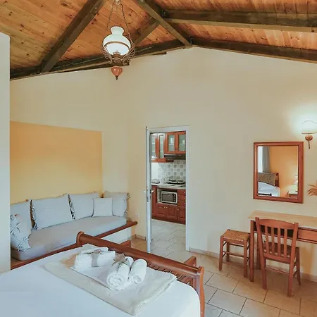 Sunny Garden 아파트호텔 에피다우로스