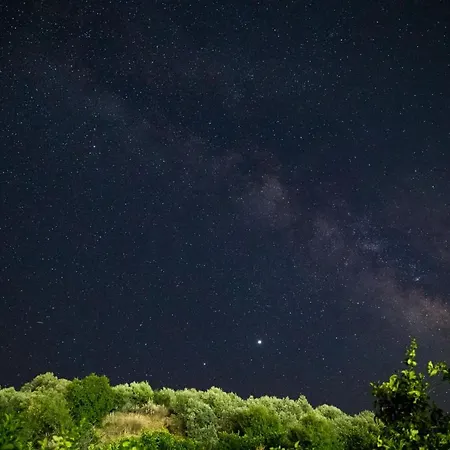 Sunny Garden 아파트호텔 에피다우로스