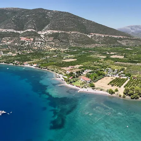 Ξενοδοχείο με διαμερίσματα Sunny Garden 3*