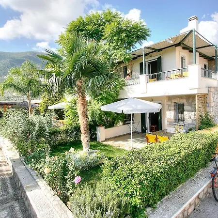 아파트호텔 Sunny Garden 3*