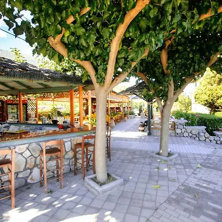Aparthotel Sunny Garden 4*