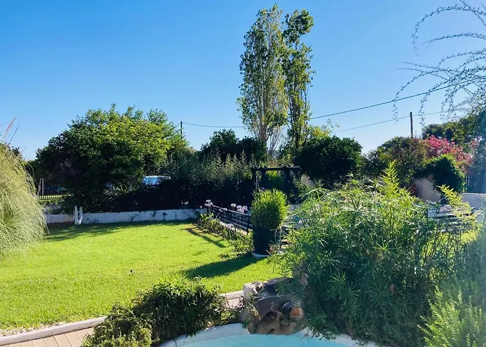 Sunny Garden Aparthotel