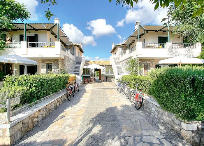 Ξενοδοχείο με διαμερίσματα Sunny Garden 3*